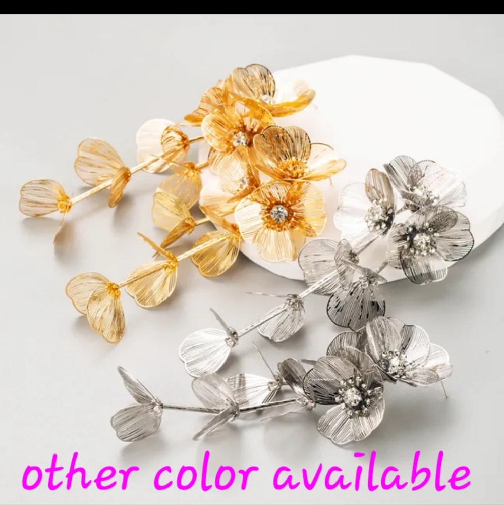 New ZARA cascading flowers golden earrings - Picture 15 of 15